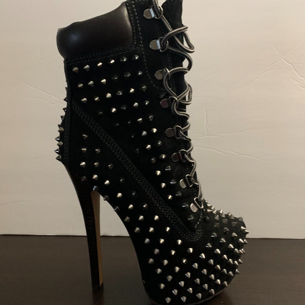 Zigi Girl Studded Boots
